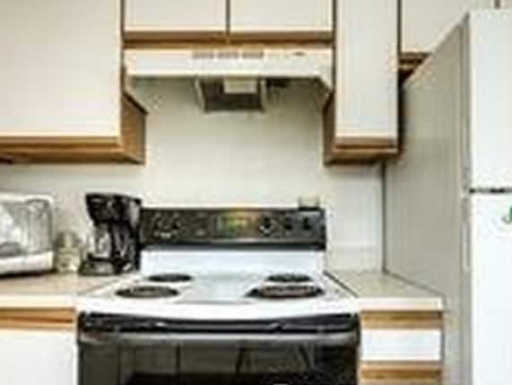 Building Photo - 416 22nd Ave SW