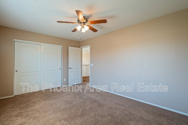 Building Photo - 44299 W Oster Dr