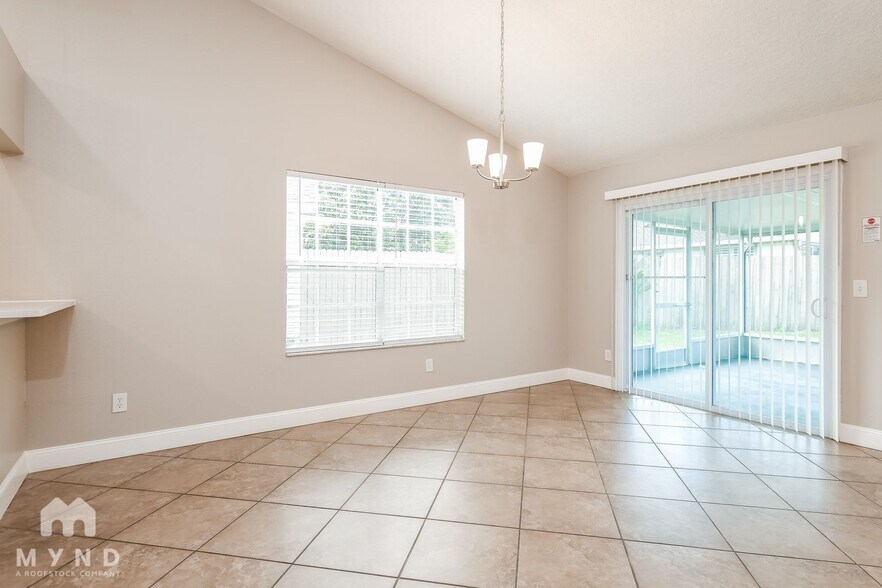 Building Photo - 6481 Piccadilly Ln