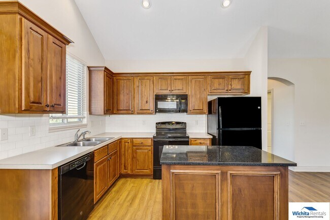 Building Photo - 1716-1718 Bedford