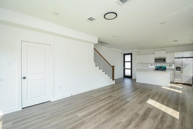 Building Photo - 4358 Clover St