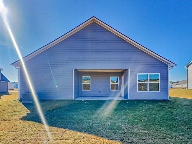 Building Photo - 1150 Amada Dr