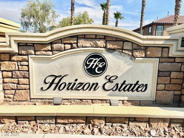 Building Photo - 18 Blue Valley Dr