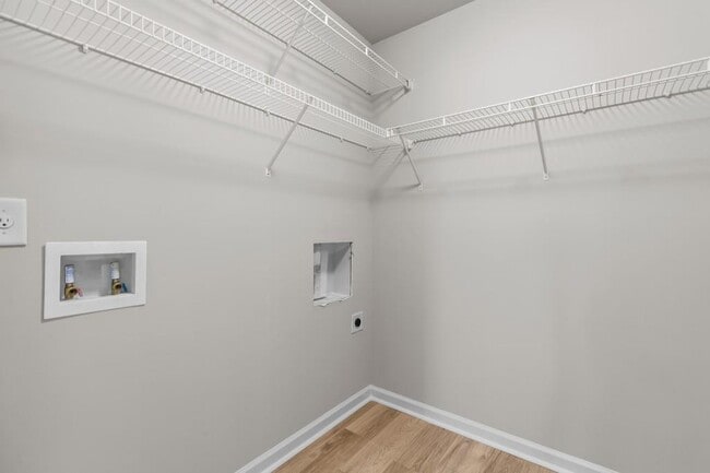 Building Photo - 5155 Roseman Trail