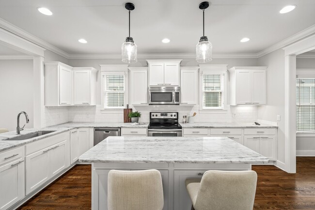 Building Photo - Beautiful 3-bedroom home in The Nations!