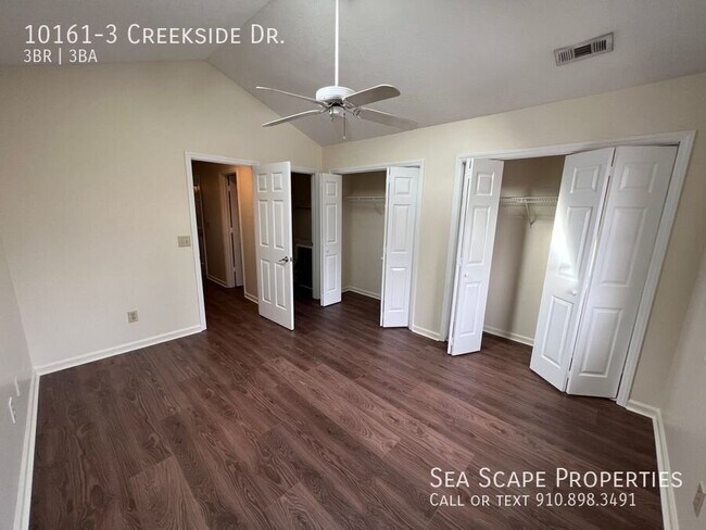 Building Photo - 10161-3 Creekside Dr.-