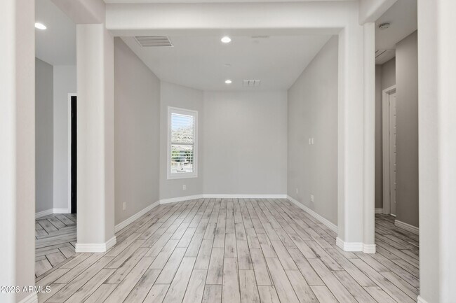 Building Photo - 3550 W Wildwood Dr