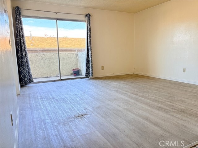 Building Photo - 331 S New Ave