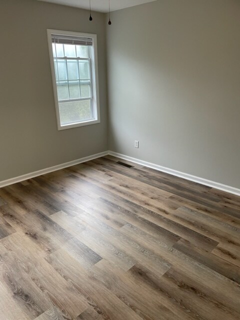 Building Photo - 2345-23E2 Vineyard Dr