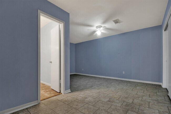 Building Photo - 2203 Place Rebecca Ln