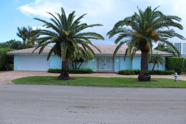 Building Photo - 2700 Spanish River Rd