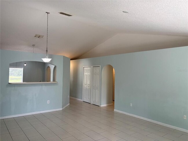 Building Photo - 120 Spoonbill Ct