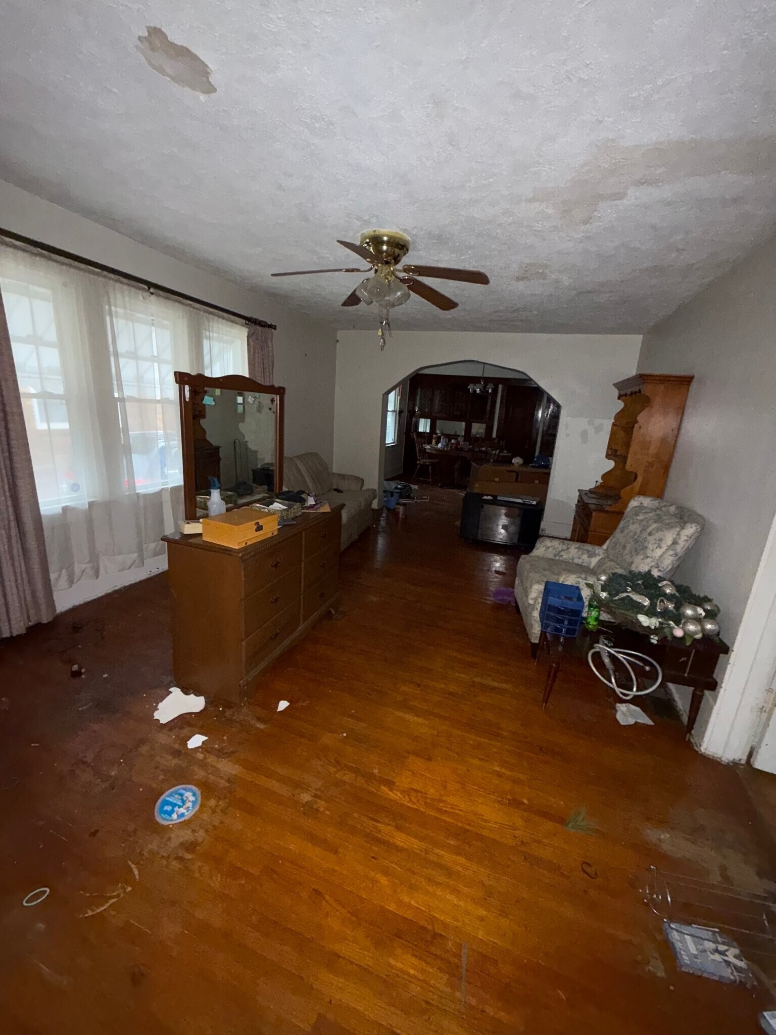 Building Photo - 1718 E Cantrell St