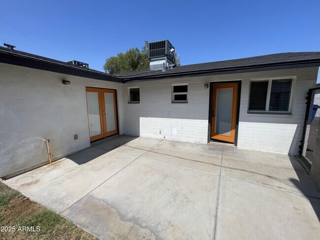 Building Photo - 3416 N 37th St