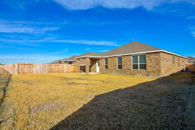 Building Photo - 5715 Aurora Grns Ln