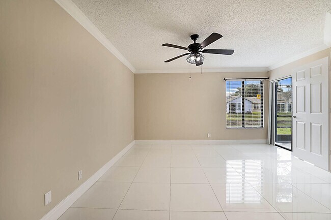 Building Photo - 505 Harbour Pointe Way