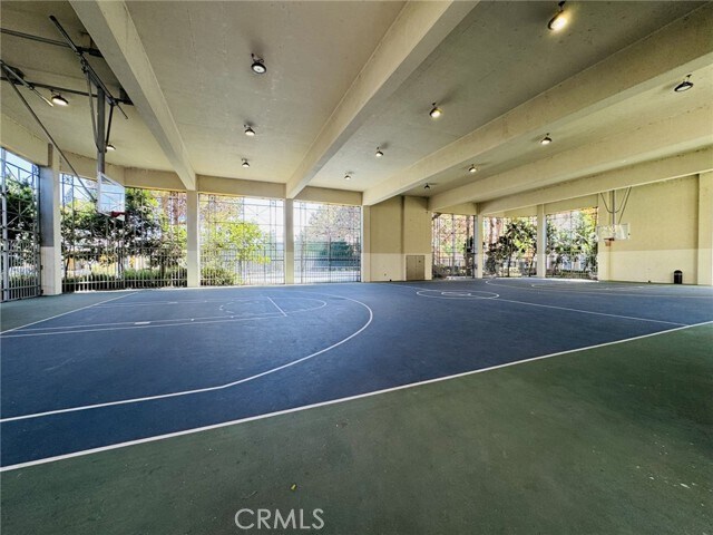 Building Photo - 1250 Scholarship