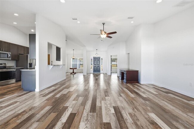 Building Photo - 3805 SW 115th St