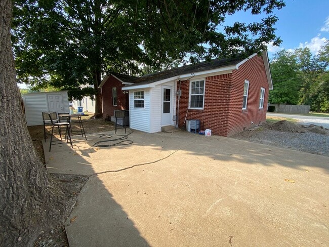 Building Photo - Beautifully Remodeled Brick Home