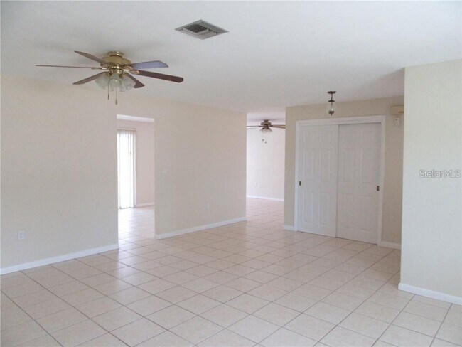 Building Photo - 64 Annapolis Ln