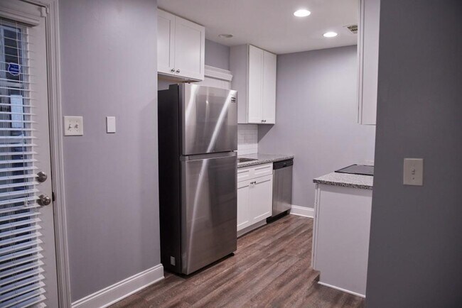 Building Photo - 248 Mill Creek Pl