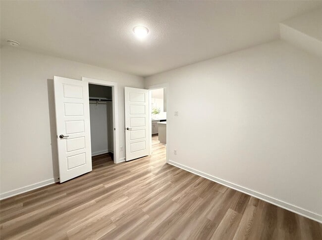 Building Photo - 3339 Silvery Bryum Dr