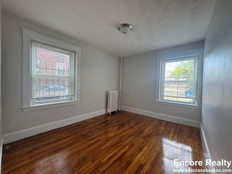 Building Photo - 1630 Commonwealth Ave