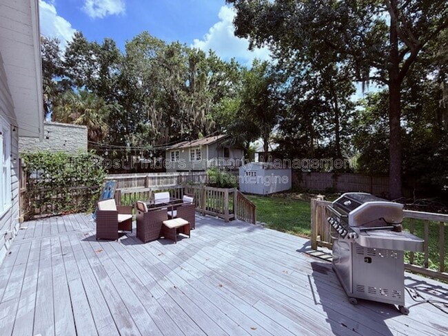 Building Photo - 2880 Olga Pl
