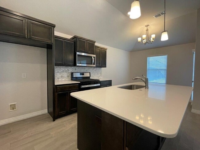 Building Photo - 4312 Willow Run