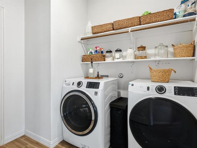 Building Photo - 1013 Wildwood Dr