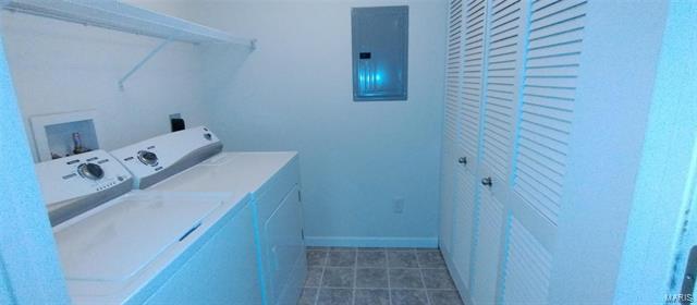 Building Photo - 323 Bramblett Hills
