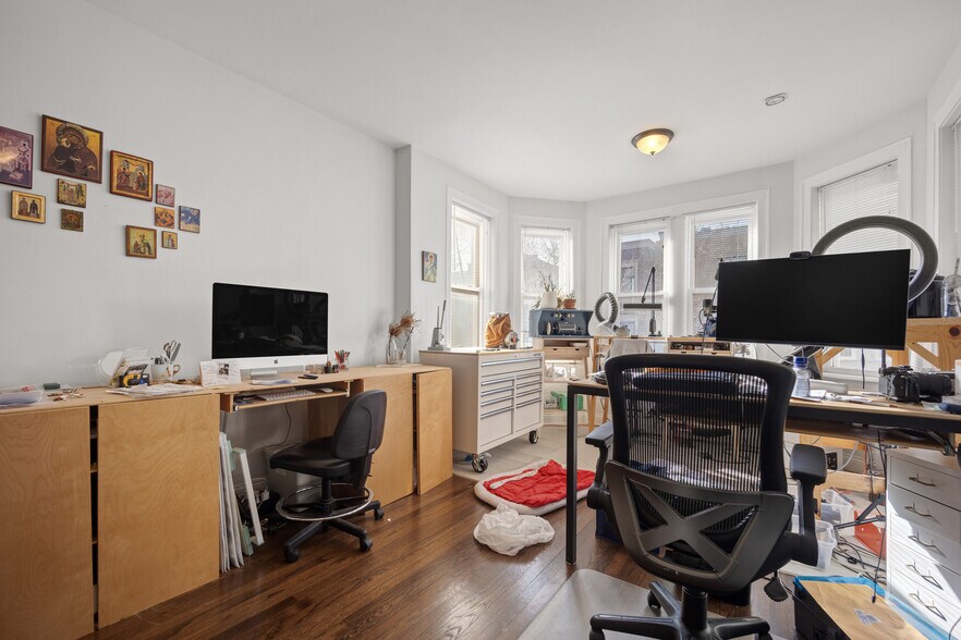 Building Photo - 2638 W Haddon Ave