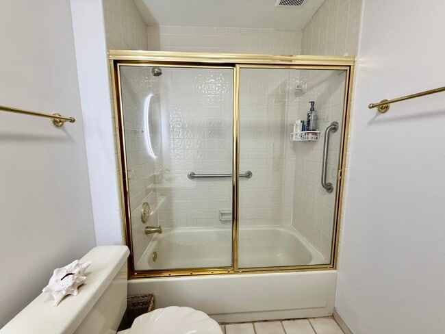 Building Photo - 7935 La Mirada Dr