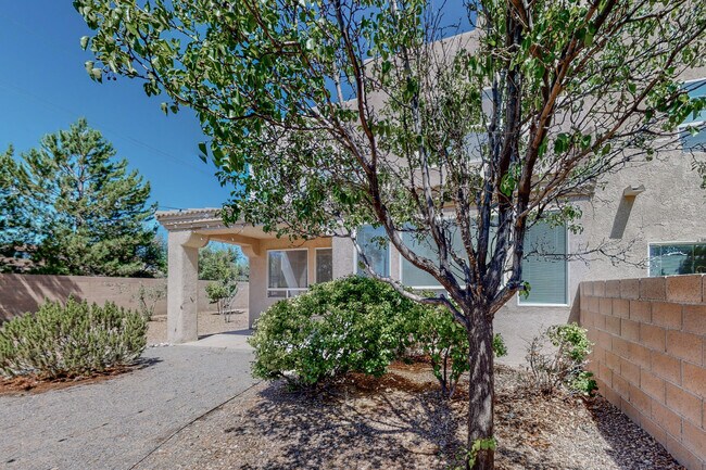 Building Photo - 6568 Los Pueblos Pl NW