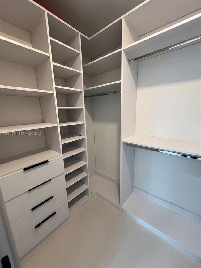 Building Photo - 7850 SW 67th Ave