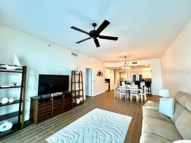 Building Photo - 3321 Sunset Key Cir