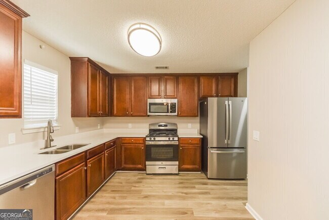 Building Photo - 40 Stone Ridge Way