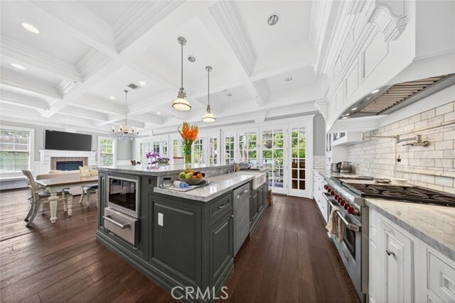 Building Photo - 4533 Farmdale Ave