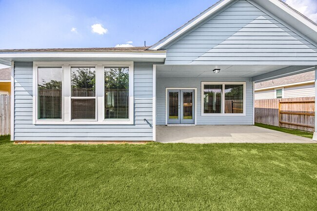 Building Photo - 33007 Carolyns Perfection Lp