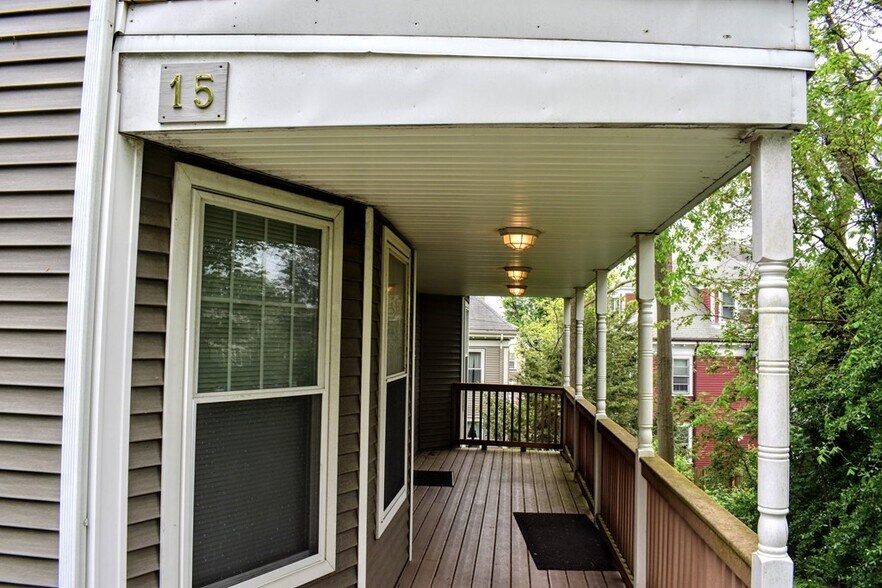 Building Photo - 15 Parley Ave