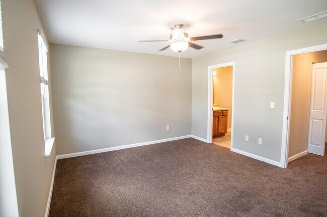 Building Photo - 2200 Del Carmel Way