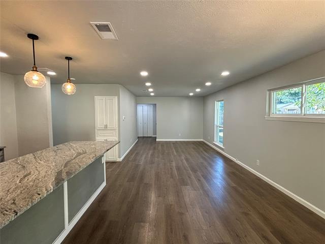 Building Photo - 1416 Timberlake Cir