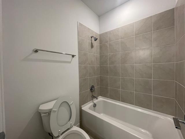 Building Photo - 3518 Sunflower St