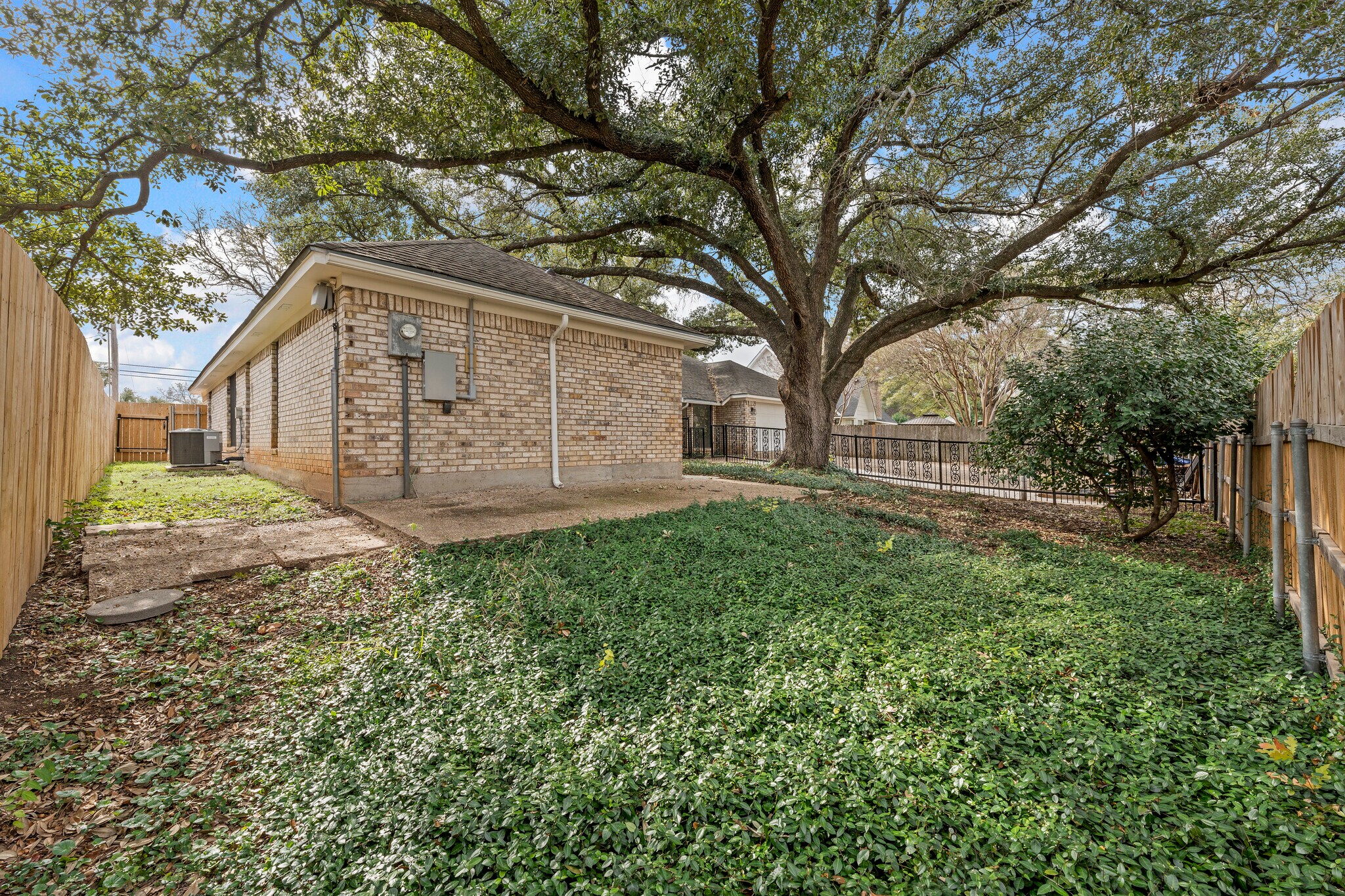 fenced in back yard - 7105 Fish Pond Rd