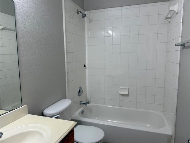 Building Photo - 413 Hilltop Dr