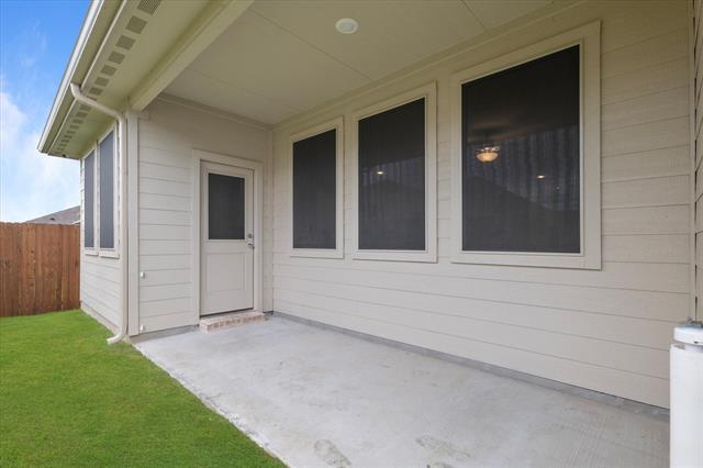 Building Photo - 221 Ardsley Ln