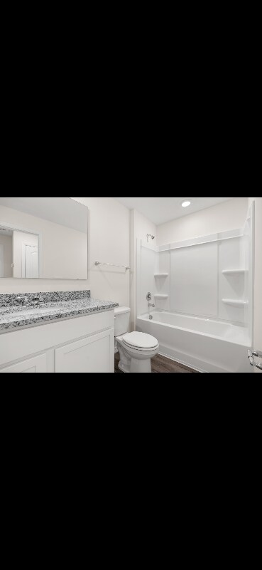Building Photo - 2745 Flushing Dr