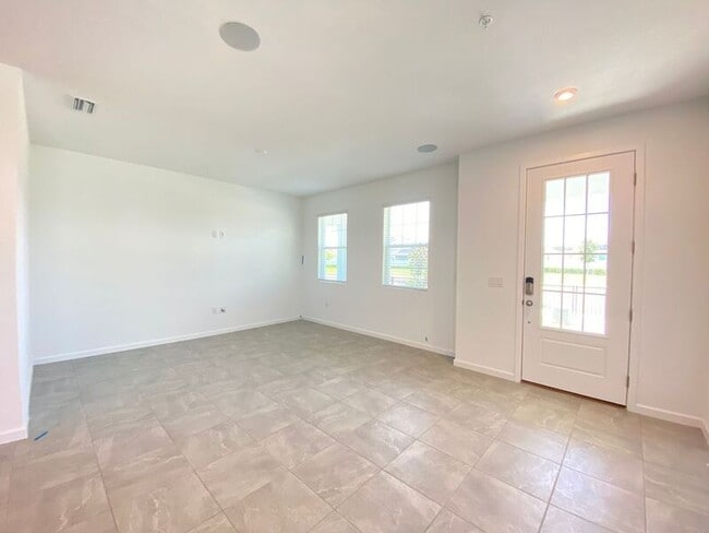 Building Photo - 4196 Sadler Rd
