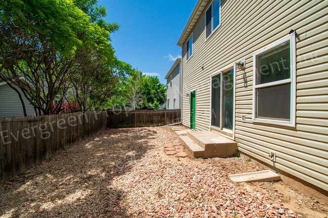 Building Photo - 3326 Warren Farm Dr