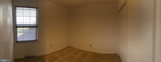 Building Photo - 975 Byers Ave